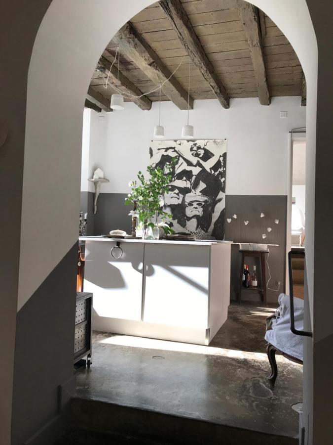 La Maison Sur La Place Penne-d'Agenais