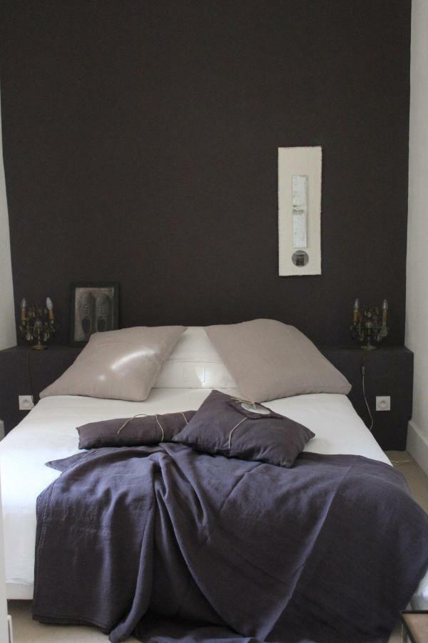 La Maison Sur La Place Bed & Breakfast Penne-d'Agenais